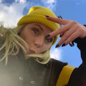 Meet your Posher, Kara